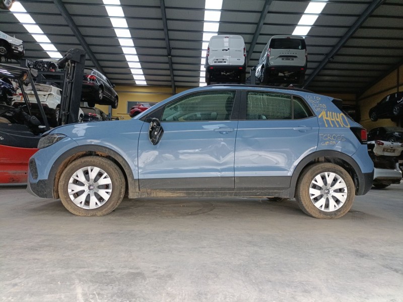 volkswagen t-cross (c11, d31) del año 2024
