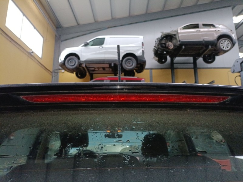 Recambio de luz central de freno para volkswagen t-cross (c11, d31) 1.0 tsi referencia OEM IAM   