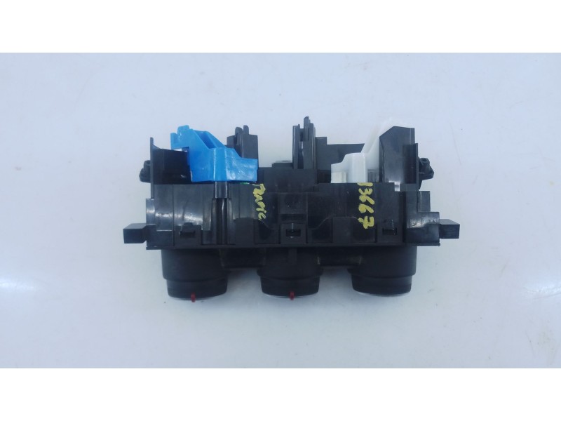 Recambio de mando climatizador para renault trafic iii autobús (jg_) 2.0 dci 110 (jgmw) referencia OEM IAM   