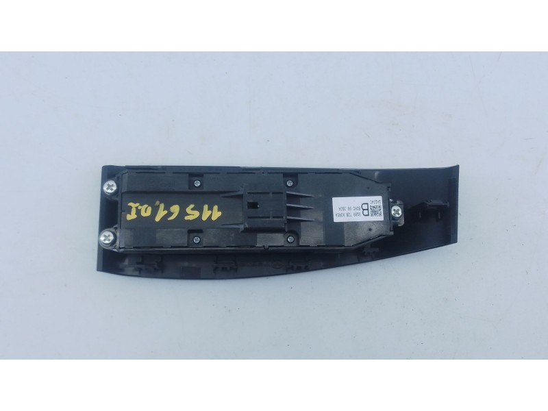 Recambio de mando elevalunas delantero izquierdo para mazda cx-30 selection 2wd referencia OEM IAM   