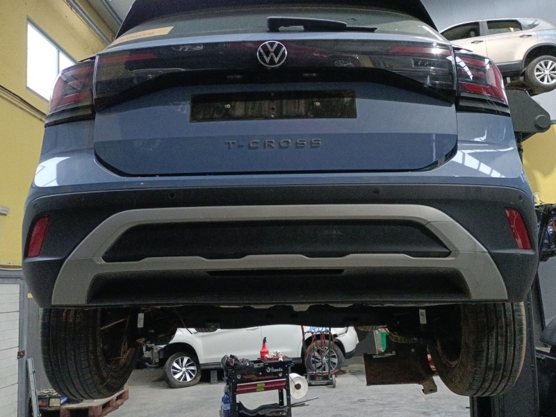 Recambio de paragolpes trasero para volkswagen t-cross (c11, d31) 1.0 tsi referencia OEM IAM   