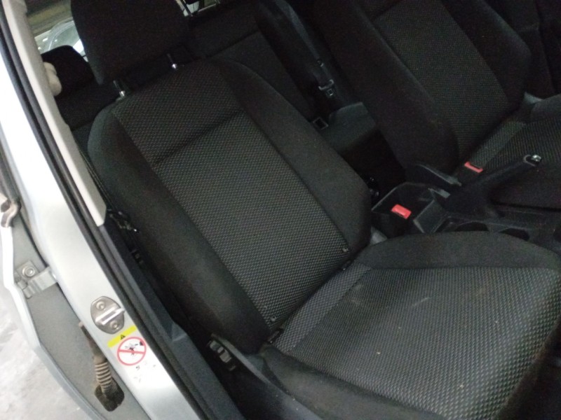 volkswagen t-cross (c11, d31) del año 2024