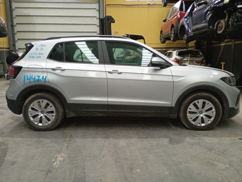 volkswagen t-cross (c11, d31) del año 2024