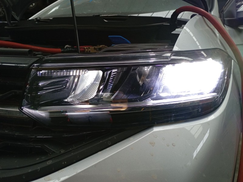 Recambio de faro izquierdo xenon para volkswagen t-cross (c11, d31) 1.0 tsi referencia OEM IAM   