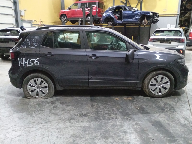 volkswagen t-cross (c11, d31) del año 2024