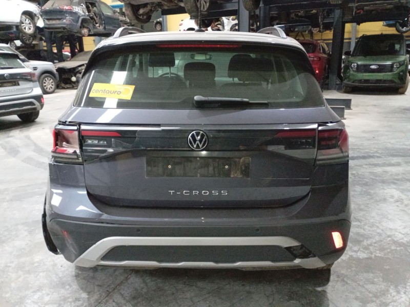 volkswagen t-cross (c11, d31) del año 2024