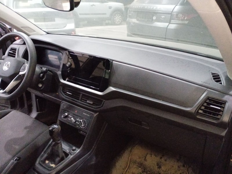 volkswagen t-cross (c11, d31) del año 2024