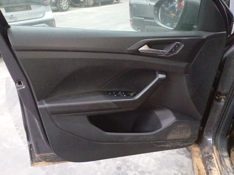 Recambio de guarnecido puerta delantera izquierda para volkswagen t-cross (c11, d31) 1.0 tsi referencia OEM IAM   