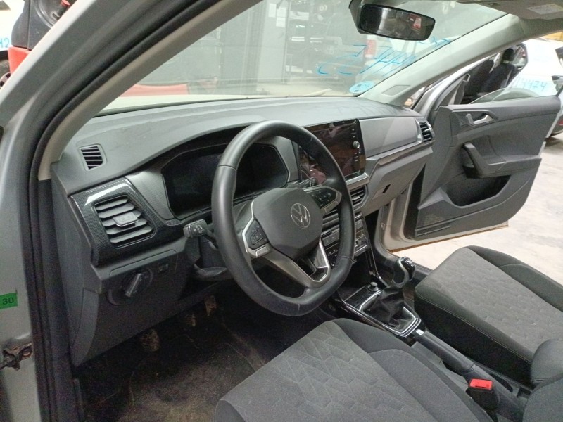 volkswagen t-cross (c11, d31) del año 2024