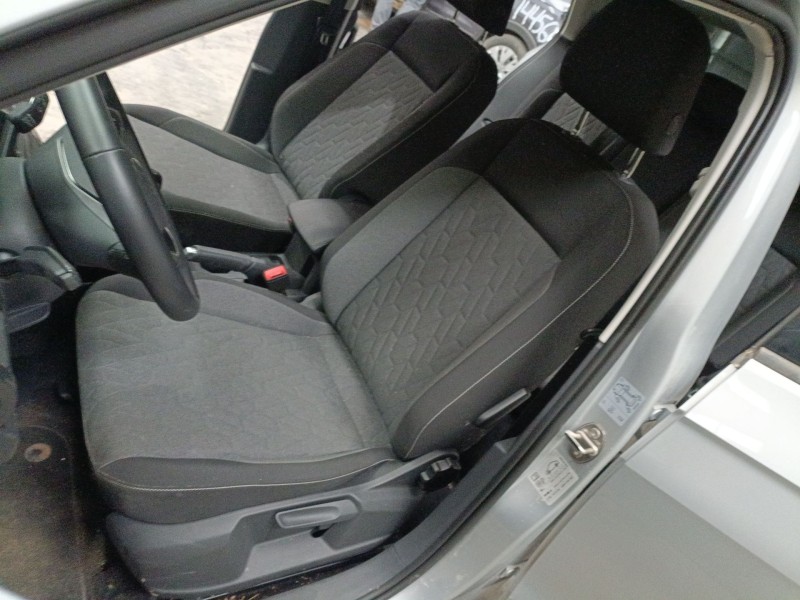 volkswagen t-cross (c11, d31) del año 2024