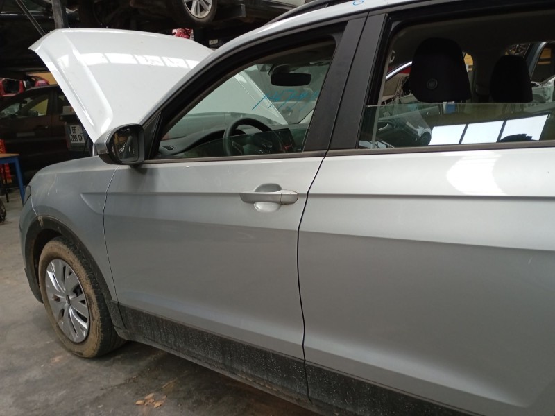 Recambio de puerta delantera izquierda para volkswagen t-cross (c11, d31) 1.0 tsi referencia OEM IAM   