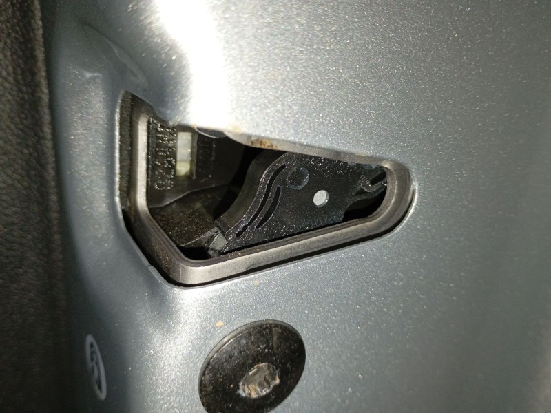 Recambio de cerradura puerta trasera derecha para volkswagen t-cross (c11, d31) 1.0 tsi referencia OEM IAM   