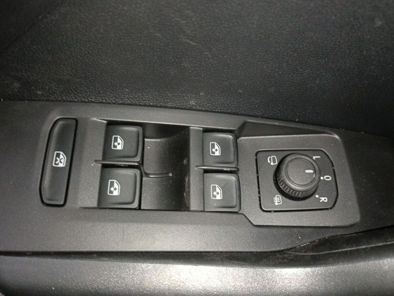 Recambio de mando elevalunas delantero izquierdo para volkswagen t-cross (c11, d31) 1.0 tsi referencia OEM IAM   