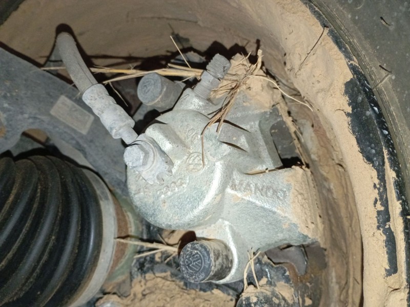 Recambio de pinza freno delantera izquierda para volkswagen t-cross (c11, d31) 1.0 tsi referencia OEM IAM   