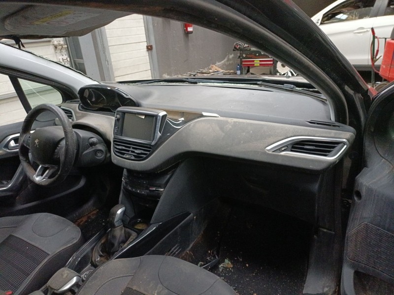 peugeot 2008 i (cu_) del año 2018