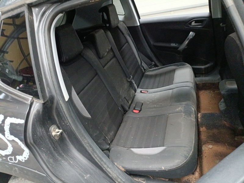 peugeot 2008 i (cu_) del año 2018