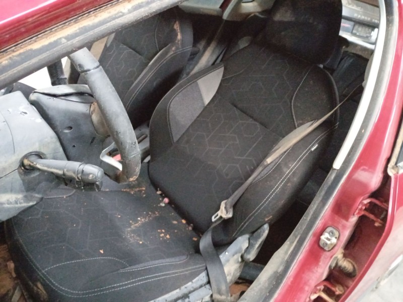 peugeot 2008 i (cu_) del año 2017