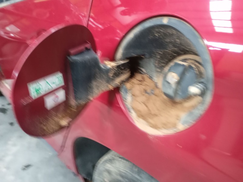 Recambio de tapa exterior combustible para peugeot 2008 i (cu_) 1.2 vti referencia OEM IAM   