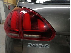 PILOTO TRASERO IZQUIERDO PORTON 