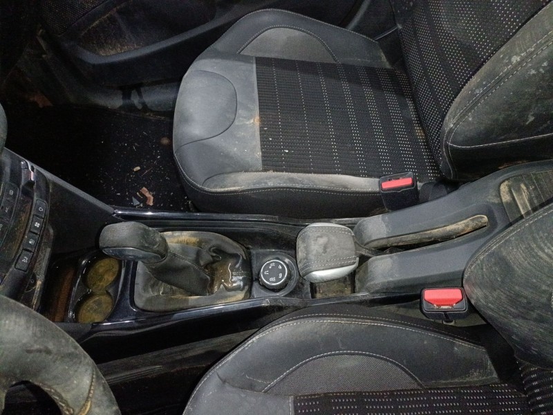 Recambio de consola central para peugeot 2008 i (cu_) 1.2 thp 110 / puretech 110 referencia OEM IAM   