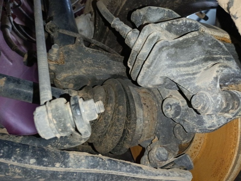 Recambio de mangueta delantera izquierda para peugeot 2008 i (cu_) 1.2 vti referencia OEM IAM   