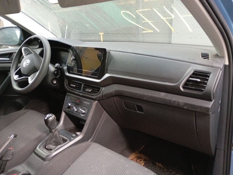 volkswagen t-cross (c11, d31) del año 2024