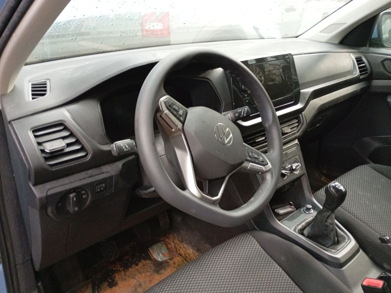 volkswagen t-cross (c11, d31) del año 2024