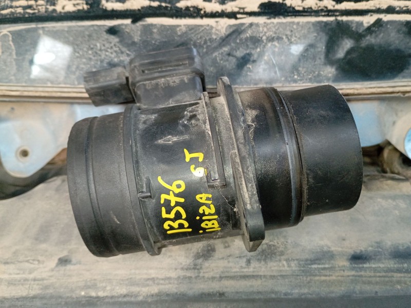 Recambio de caudalimetro para seat ibiza iv (6j5, 6p1) 1.6 tdi referencia OEM IAM 03L906461  