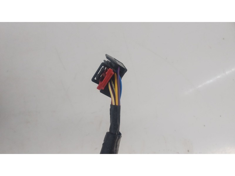 Recambio de retrovisor derecho electrico para seat leon (kl1, klg) 2.0 tdi referencia OEM IAM   