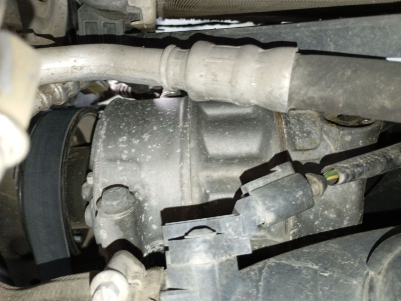 Recambio de compresor aire acondicionado para seat ibiza iv (6j5, 6p1) 1.6 tdi referencia OEM IAM   