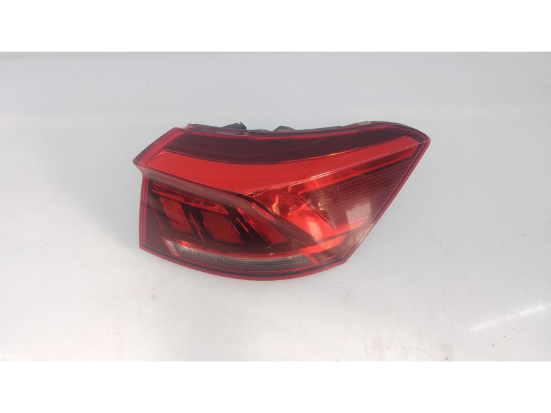 Recambio de piloto trasero derecho para volkswagen t-roc (a11, d11) 2.0 tdi scr referencia OEM IAM   