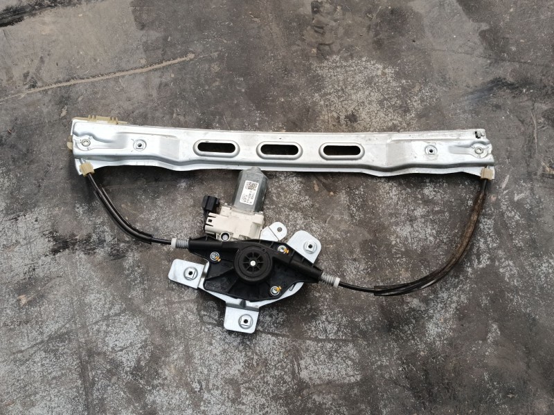 Recambio de elevalunas delantero derecho para ford transit courier b460 furgoneta/monovolumen 1.5 tdci referencia OEM IAM ET76A2