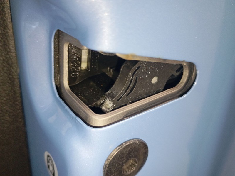 Recambio de cerradura puerta trasera derecha para volkswagen t-cross (c11, d31) 1.0 tsi referencia OEM IAM   