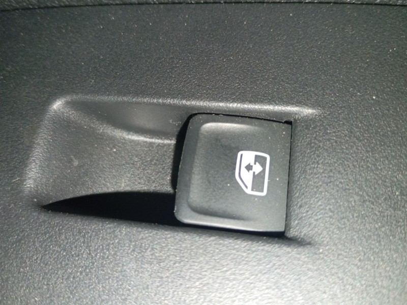 Recambio de mando elevalunas delantero derecho para volkswagen t-cross (c11, d31) 1.0 tsi referencia OEM IAM   