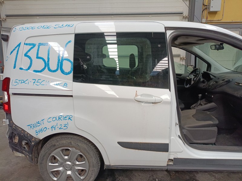 Recambio de puerta lateral corredera derecha para ford transit courier b460 furgoneta/monovolumen 1.5 tdci referencia OEM IAM   
