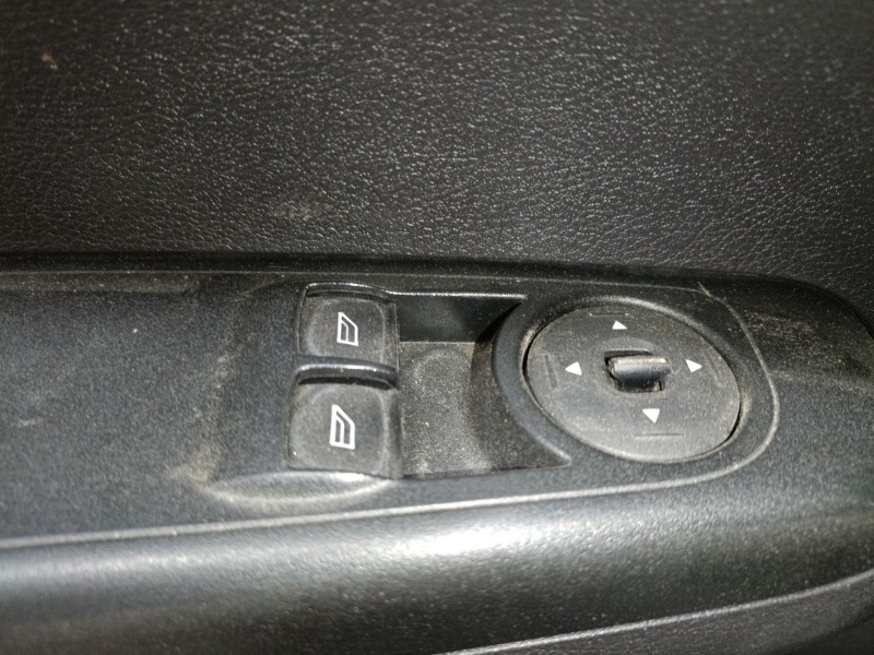 Recambio de mando elevalunas delantero izquierdo para ford transit courier b460 furgoneta/monovolumen 1.5 tdci referencia OEM IA