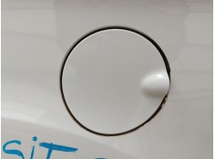 TAPA EXTERIOR COMBUSTIBLE 