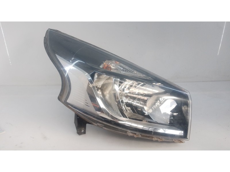 Recambio de faro derecho para renault trafic iii autobús (jg_) 1.6 dci 95 (jgmr, jgmj) referencia OEM IAM   