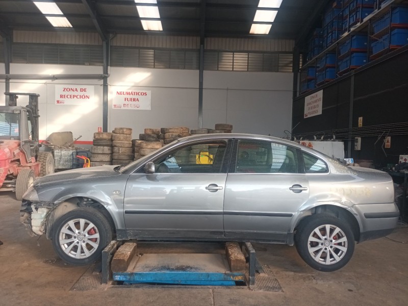 volkswagen passat b5.5 (3b3) del año 2000