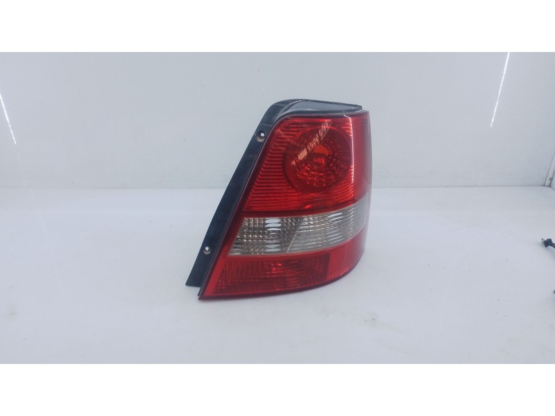 Recambio de piloto trasero derecho para kia sorento 2.5 crdi concept referencia OEM IAM   E2-B5-43-1