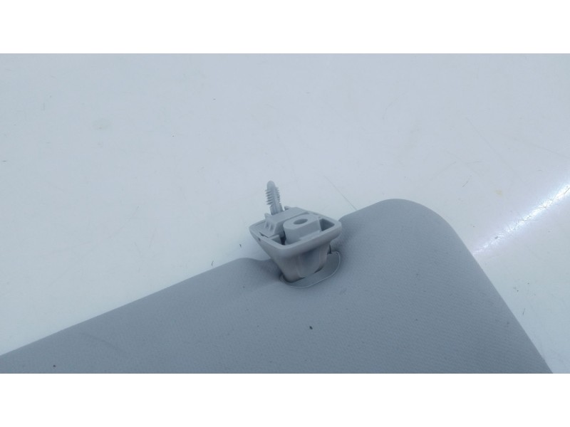 Recambio de parasol derecho para kia stonic (yb) 1.0 t-gdi eco-dynamics+ referencia OEM IAM   