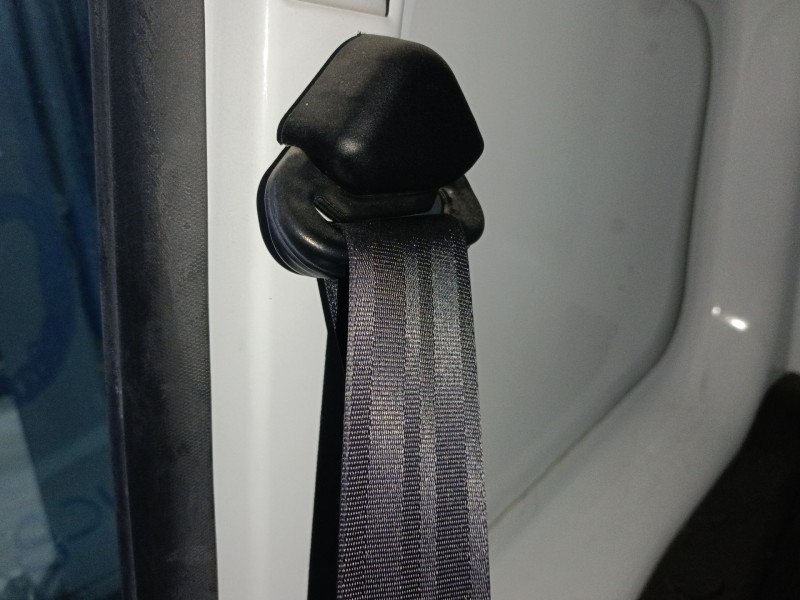 Recambio de cinturon seguridad trasero derecho para ford transit courier b460 furgoneta/monovolumen 1.5 tdci referencia OEM IAM 