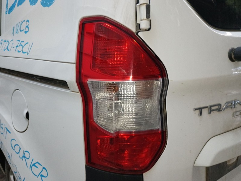 Recambio de piloto trasero izquierdo para ford transit courier b460 furgoneta/monovolumen 1.5 tdci referencia OEM IAM   