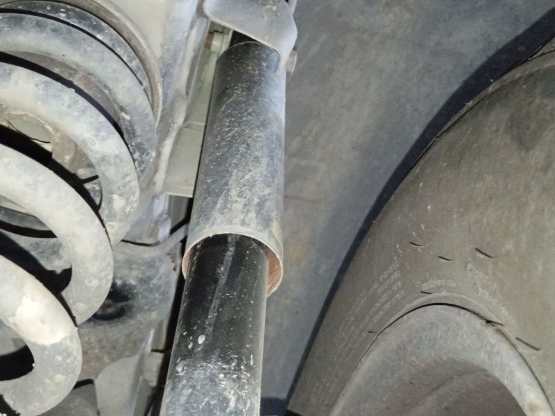 Recambio de amortiguador trasero derecho para suzuki grand vitara ii (jt, te, td) 1.9 ddis a las 4 ruedas (jt419, td44, jb419wd,