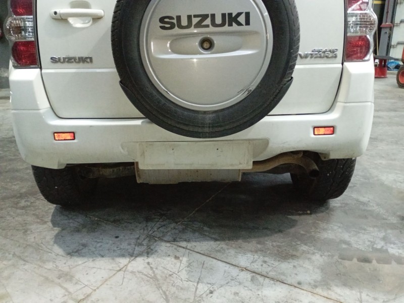 Recambio de paragolpes trasero para suzuki grand vitara ii (jt, te, td) 1.9 ddis a las 4 ruedas (jt419, td44, jb419wd, jb419xd) 