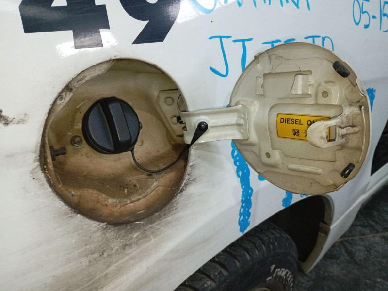 Recambio de tapa exterior combustible para suzuki grand vitara ii (jt, te, td) 1.9 ddis a las 4 ruedas (jt419, td44, jb419wd, jb