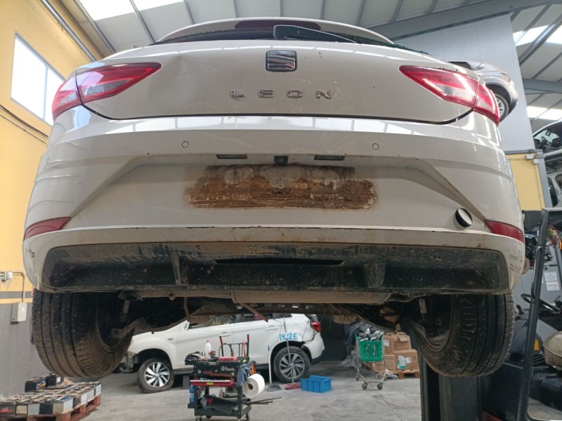 Recambio de paragolpes trasero para seat leon (5f1) 1.6 tdi referencia OEM IAM   