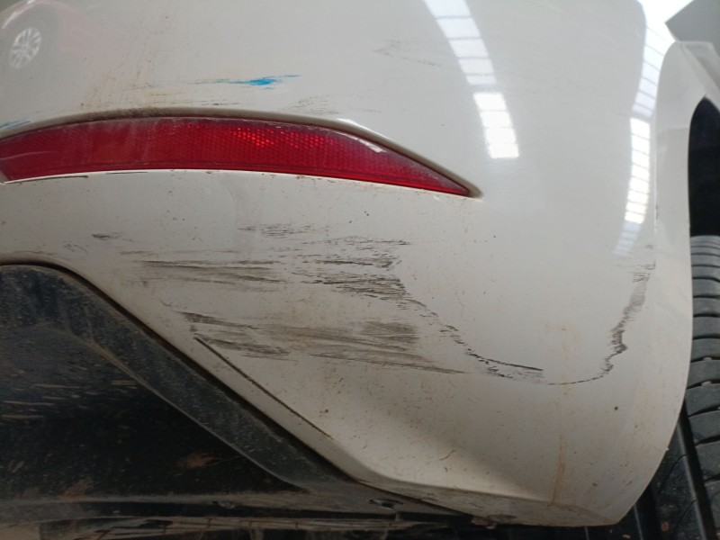 Recambio de paragolpes trasero para seat leon (5f1) 1.6 tdi referencia OEM IAM   