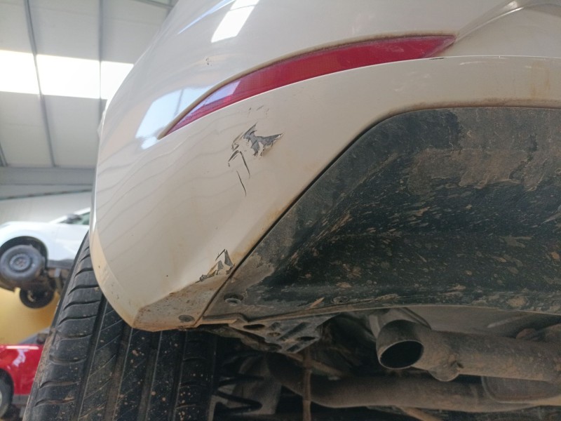 Recambio de paragolpes trasero para seat leon (5f1) 1.6 tdi referencia OEM IAM   