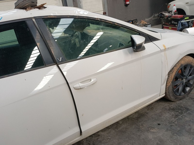 Recambio de puerta delantera derecha para seat leon (5f1) 1.6 tdi referencia OEM IAM   